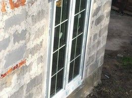 okno tarasowe DPQ82 białe, szpors 18mm, roleta do zabudowy