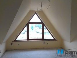 okno drewniane sosna 68mm, trójkąt